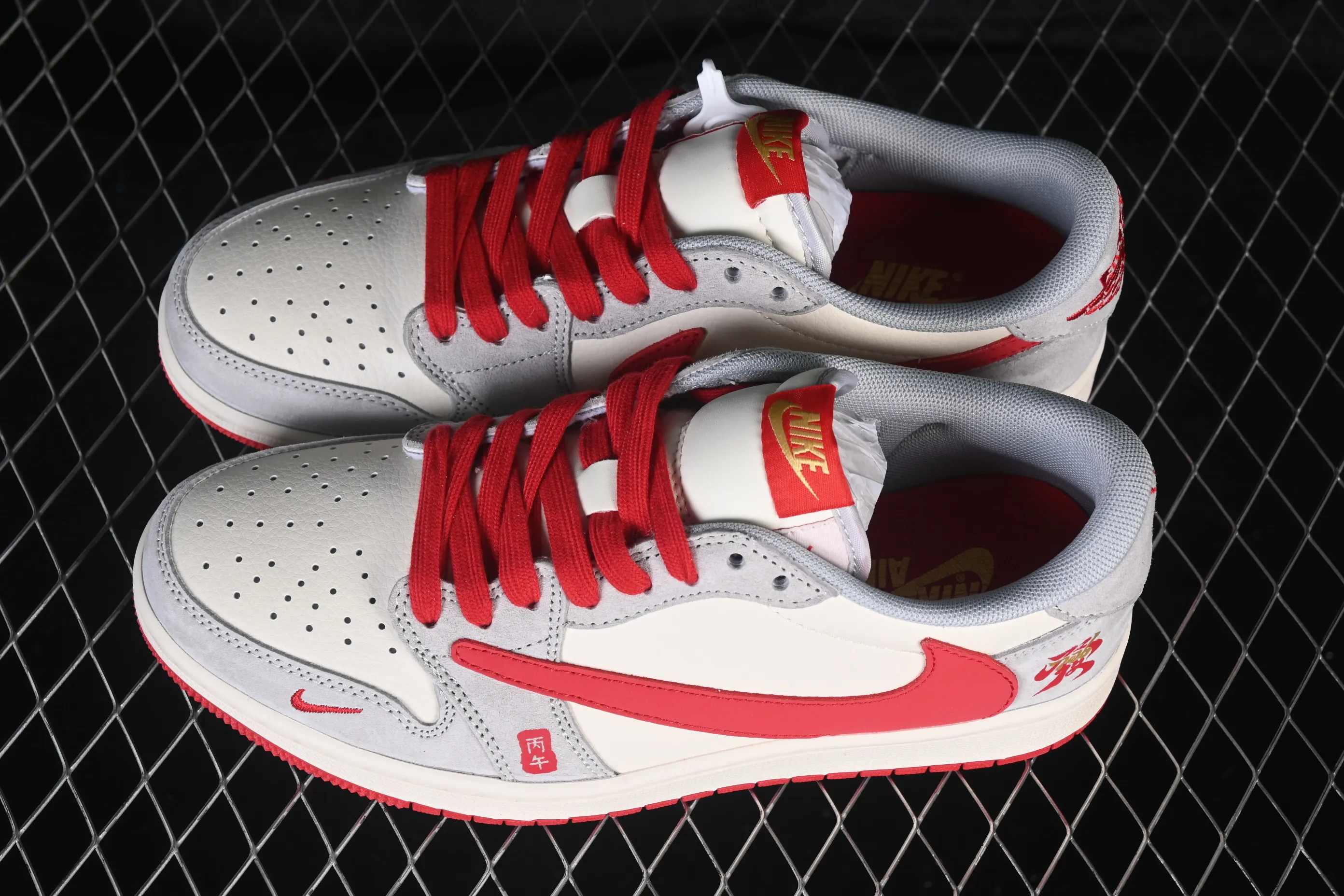 All categories Air Jordan Jordan series basketball shoes Air Jordan 1 Low High-end customized low-top sneakers Travis Scott x Fragment Design x Air Jordan 1 Low OG SP AJ1 Joe 1 Year of the Horse limited edition Running horse print low-top cultural casual sneakers QW5288-141
